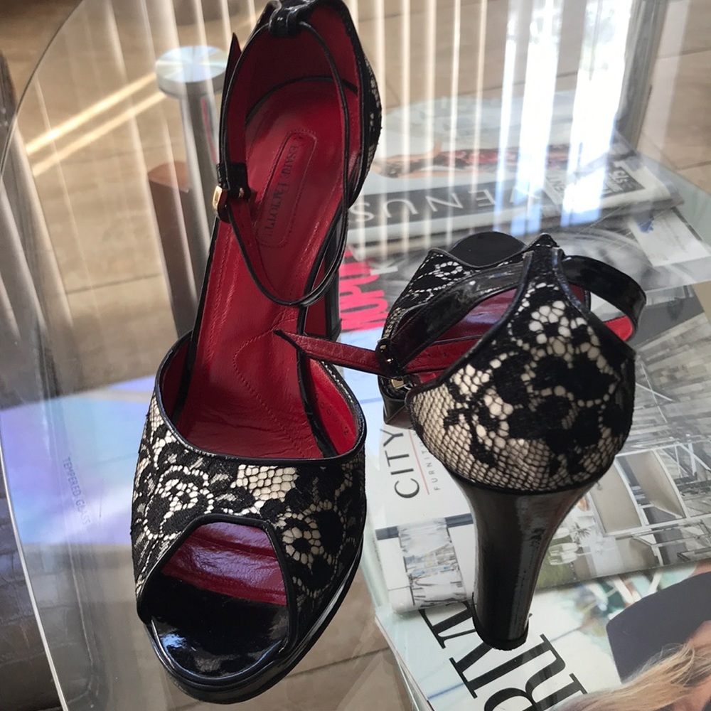Cesare Paciotti Red Sole 39 Lace Sandals